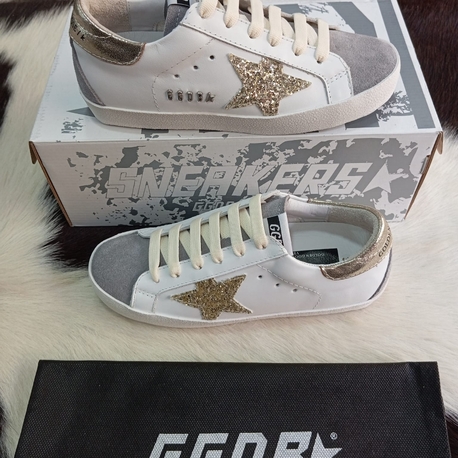 Golden Goose Sneakers