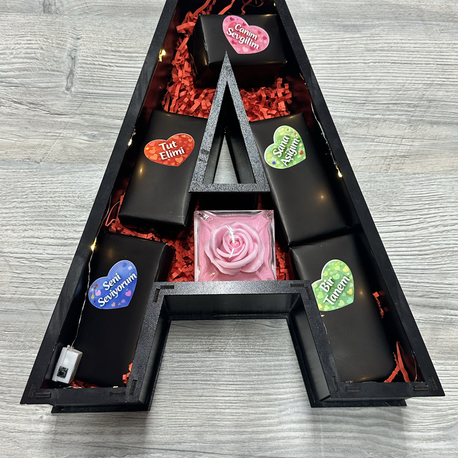 A Harfli Siyah Renk Advent Calendar (Dolu Kutu)