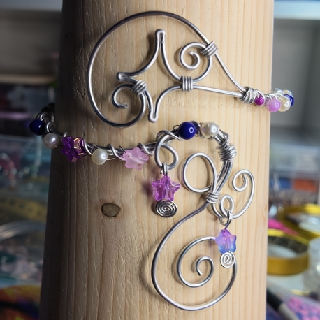 Shiny Purple Star Armcuff