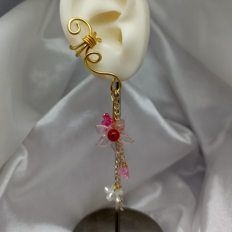 çiçek detaylı earcuff