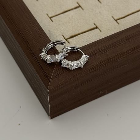 Xuping Silver baget taşlı halka küpe 