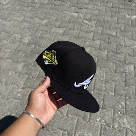 Atlanta Bravers Team Heart Fitted Cap