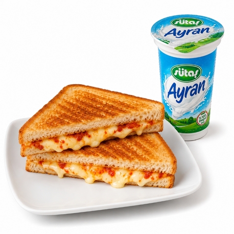 Kaşarlı salçalı Tost + Küçük ayran