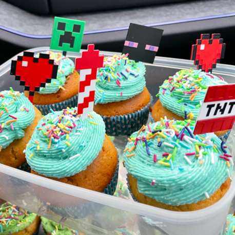 Minecraft Temalı Pasta ve Muffin Cupcake Süsleme Seti (6 Parça)