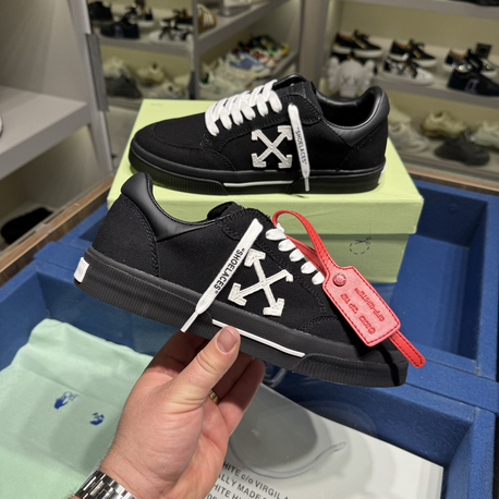 Off White 