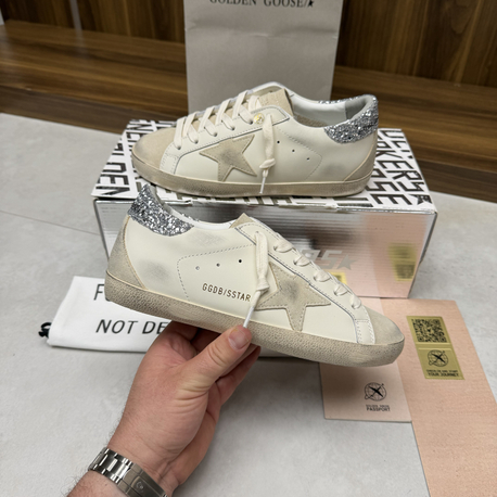 Golden Goose 