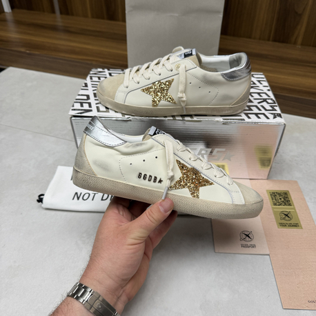 Golden Goose 