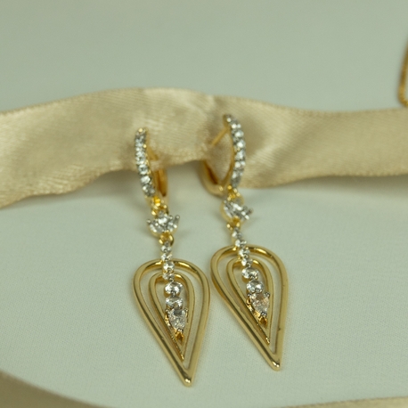 Gold zirkon Şık küpe