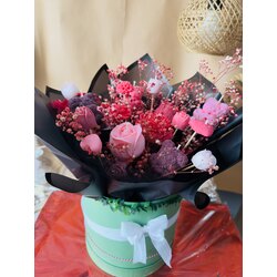 XL Pembe VipGift Doğal Soya Mum Buketi