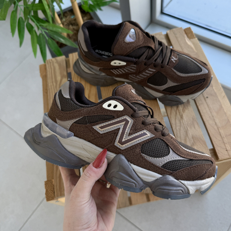 NB 9060 Dark Brown