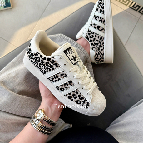 Superstar Panda