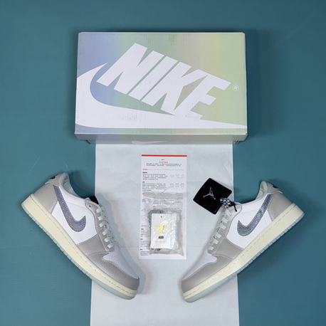 Jordan Low Snake Year