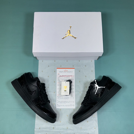 Jordan Low Black Spider