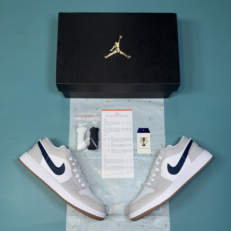 Jordan Low Krem Beyaz