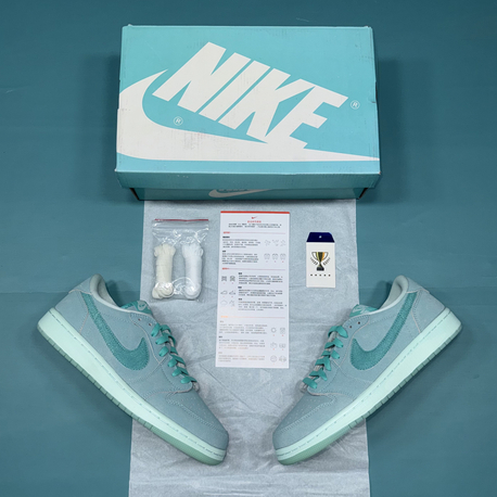Jordan Low Mint