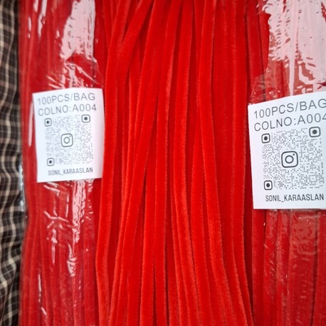 KOD A004 Kırmızı Şönil 1 paket 100 adet