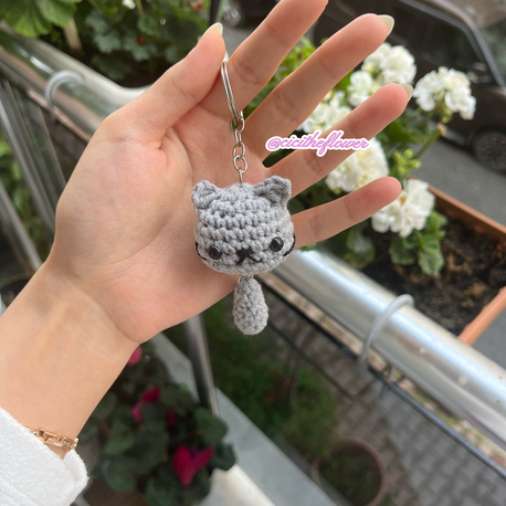 Kuyruğu Sallanan Kedi Anahtarlık