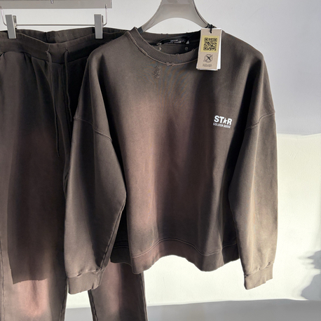 Golden Premium Sweatshirt 