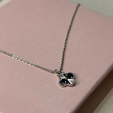 Van Cleef Kolye 2