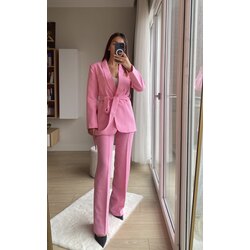 Kadın şal yaka bağlamali pembe takım