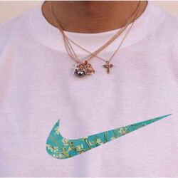 Almond Nike - T-shirt