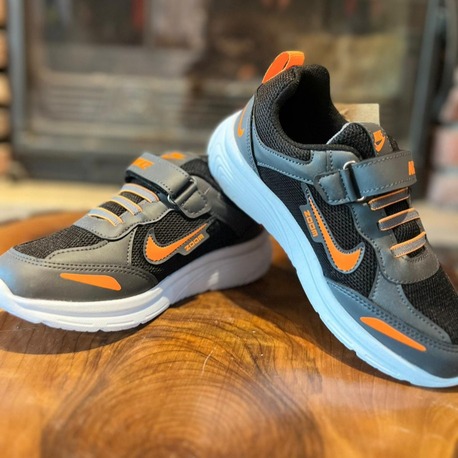 Nike Kalın Taban Ayakkabı