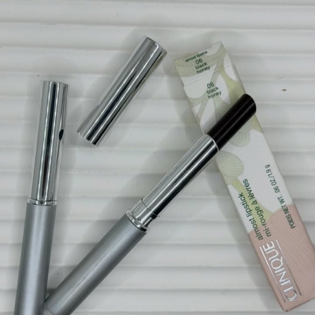 Clinique Black Honey Ruj 