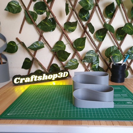 3D Baskı Çok Gözlü Masaüstü Organizer – Modern Masa Düzenleyici