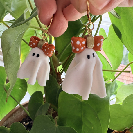 3d spooky beyaz puantiye