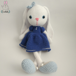 Very Long Eared Rabbit by Crocholic