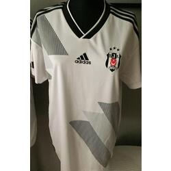 Beşiktaş forması