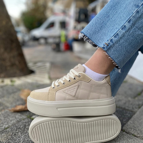 Kapitone Detaylı Bej Kadın Kalın Taban Sneakers