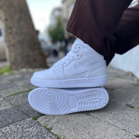 Air Jordan 1 Mid / High – Full Beyaz Sneakers