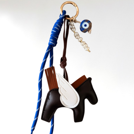 Le Cheval Assemblé — Çok Parçalı Çanta Charmı