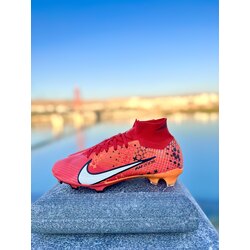 Air Zoom Spurfly 15 Elite Prof (Kylian Mbappé) Modeli