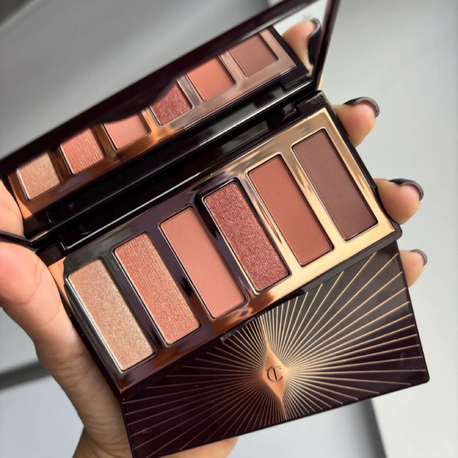 Charlotte Tilbury Far Paleti 