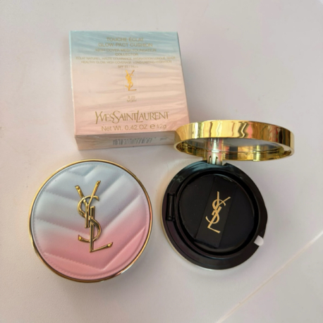 YSL Cushion Fondoten 