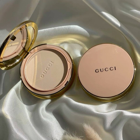 Gucci Pudra (Kılıfı ve Süngeri ile birlikte)
