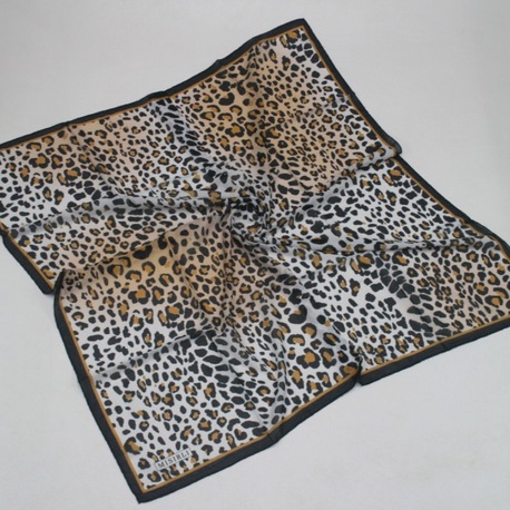 Leopar Desenli Şifon Eşarp