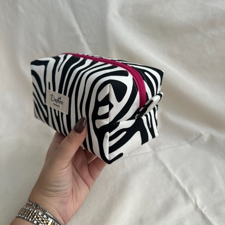 Zebra Sıvı Geçirmez Makyaj Çantası