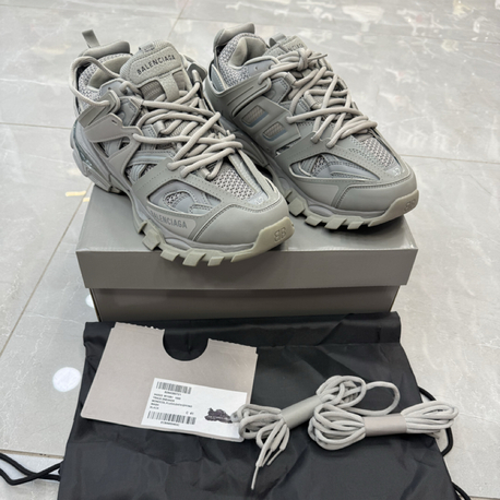 Balenciaga track gri