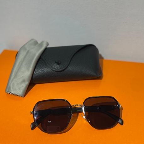PRADA İTHAL KALİTE GÖZLÜK