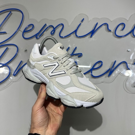 GRİ NEW BALANCE 9060