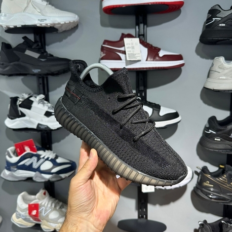 SİYAH YEEZY