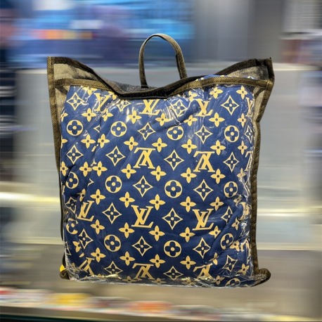 LOUIS VUITTON KOLTUK KILIFI