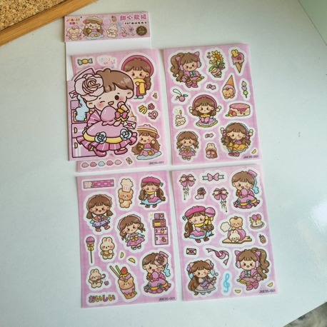 4 sayfa Sevimli Sticker Seti LEYLA