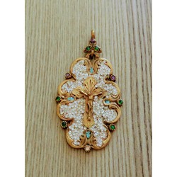 Otantik haç ve isa figürlü swarovski taşlı kolye gümüş...