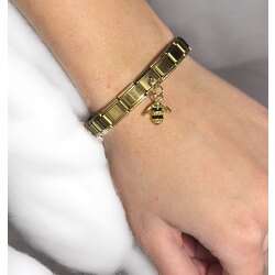 Gold arı charm