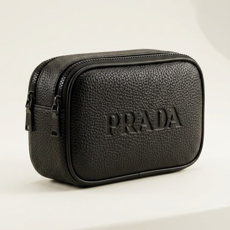 Prada Siyah El Çantası