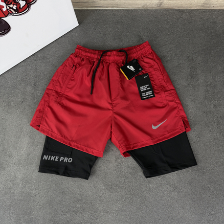 Nike Sportswear Erkek Taytlı Train Şort | Kırmızı